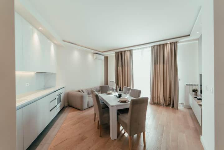 BW City Elegance Collection - Two-Bedroom Apartment with Terrace - 3