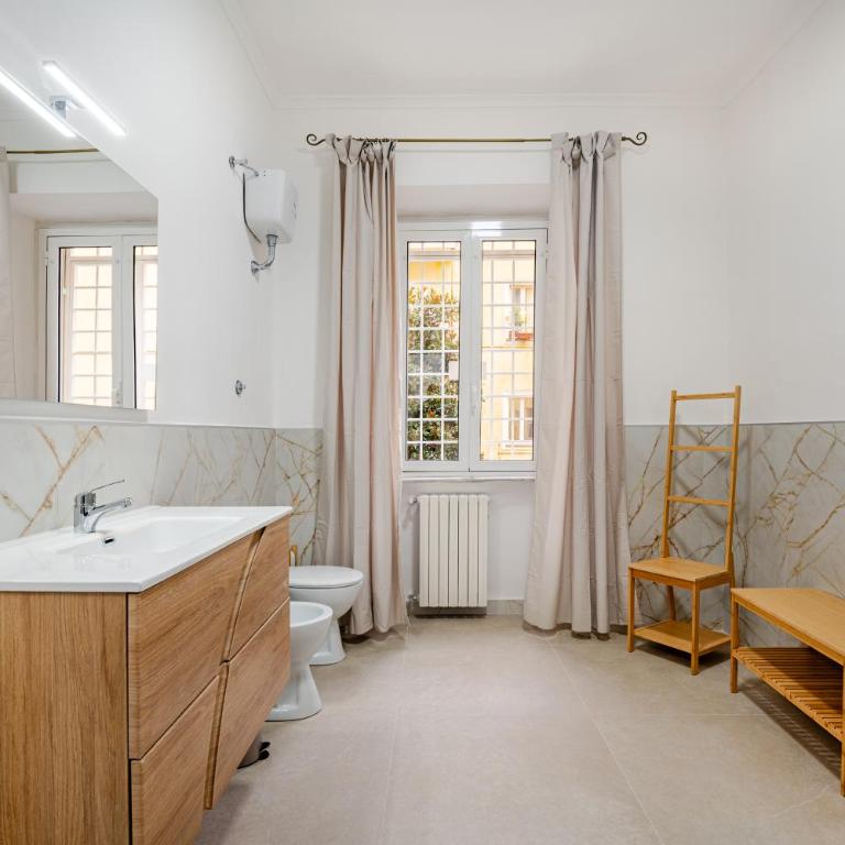 Ampio Appartamento di Design nel Cuore di Roma - Appartamento Deluxe con 4 Camere da Letto - 24