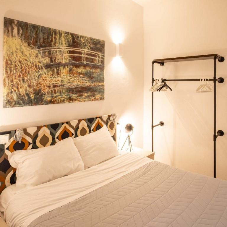 GetTheKey Marconi Apartments - Two-Bedroom Apartment with Balcony - 11