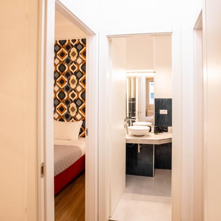 GetTheKey Marconi Apartments - Two-Bedroom Apartment with Balcony - 22