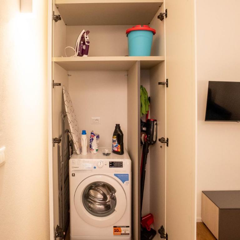 GetTheKey Marconi Apartments - Two-Bedroom Apartment with Balcony - 10