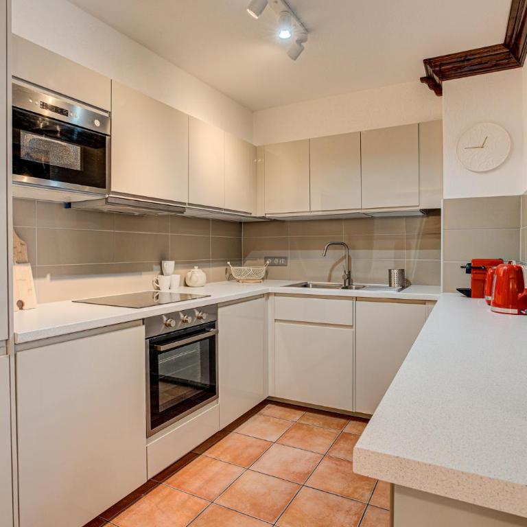 Apartment Kitson, Alpes Agency, Chamonix, Sleeps 6 - Appartamento con 3 Camere da Letto - 11