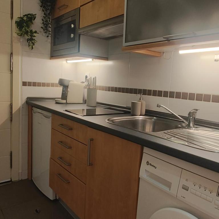 GRAN VIA - CHUECA - Madrid Central - One-Bedroom Apartment - 26