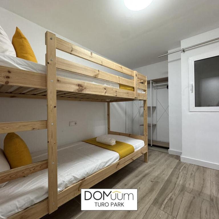 DOMuum Holidays - TURÓ PARK - Apartamento de 2 dormitorios - 14