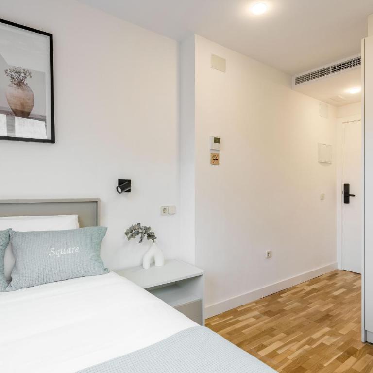 Square Rooms by Charming, cerca del aeropuerto y con un pequeño gimnasio - Habitación Individual - 5