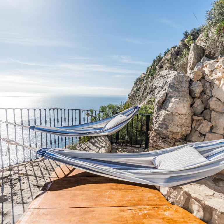 Zen House - Four-Bedroom Deluxe Home - Oceanfront - 4