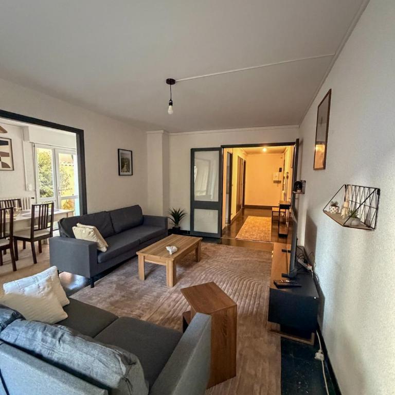 Les Fleurs de la Cité - T3 Parking privé et Terrasse Jardin Privé - Apartamento de 2 dormitorios - 3