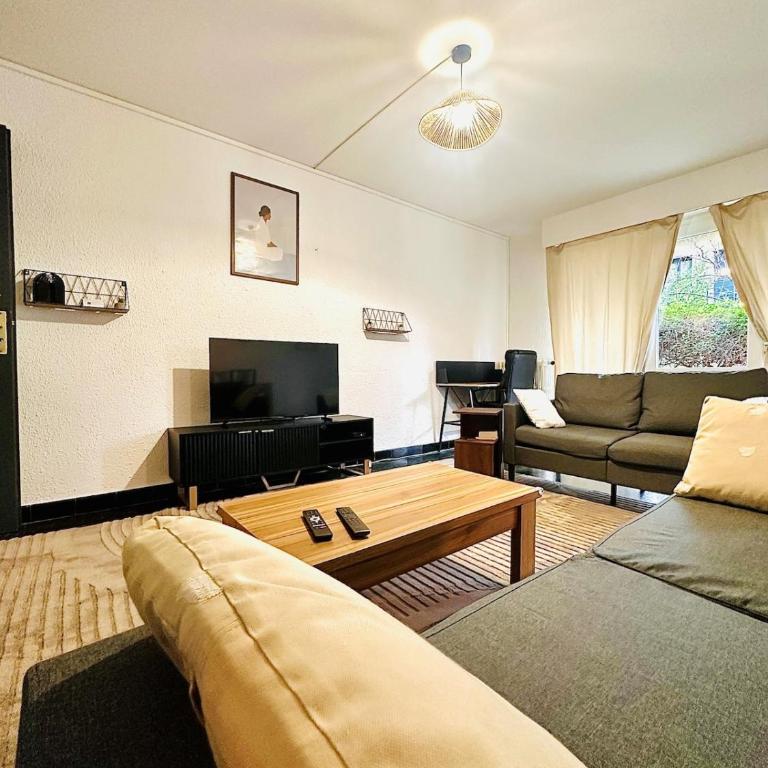 Les Fleurs de la Cité - T3 Parking privé et Terrasse Jardin Privé - Apartamento de 2 dormitorios - 1