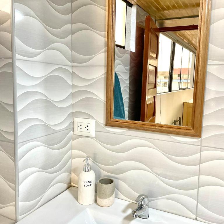 Casita Cusco Spacious 2BR apartment great views, balcony, WiFi - Apartamento de 2 dormitorios - 18