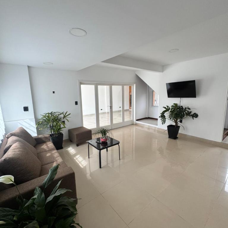 Viviendas barrio Caisamar - Three-Bedroom House - 2