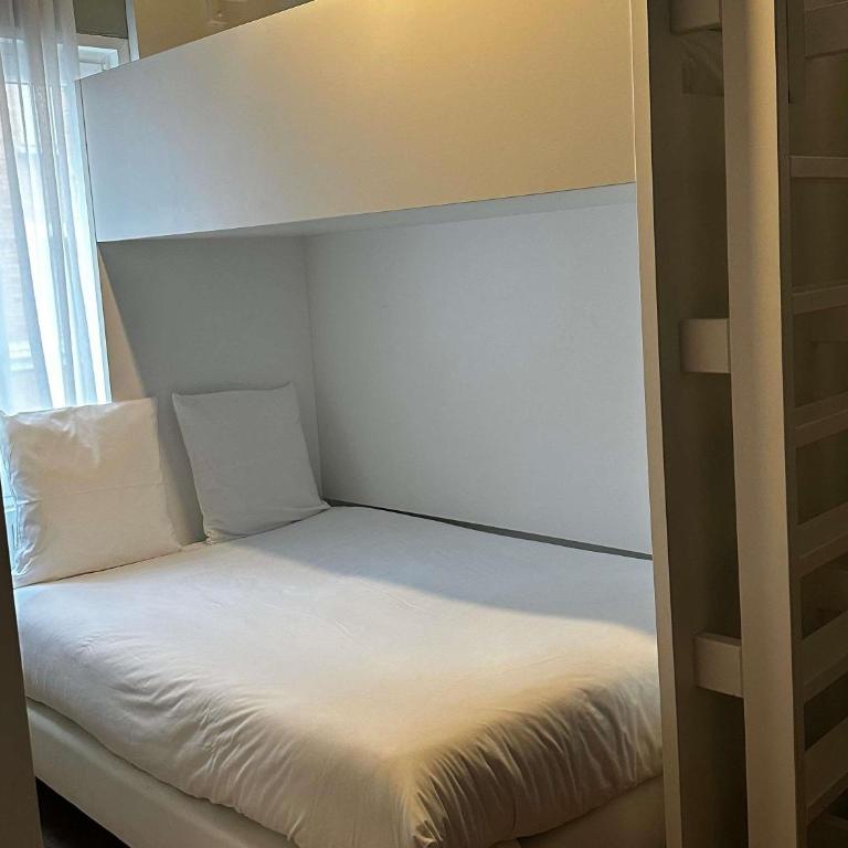 greet hotel Lille Gare Flandres - Groupe Accor - Chambre Familiale (sans Ascenseur) - 2