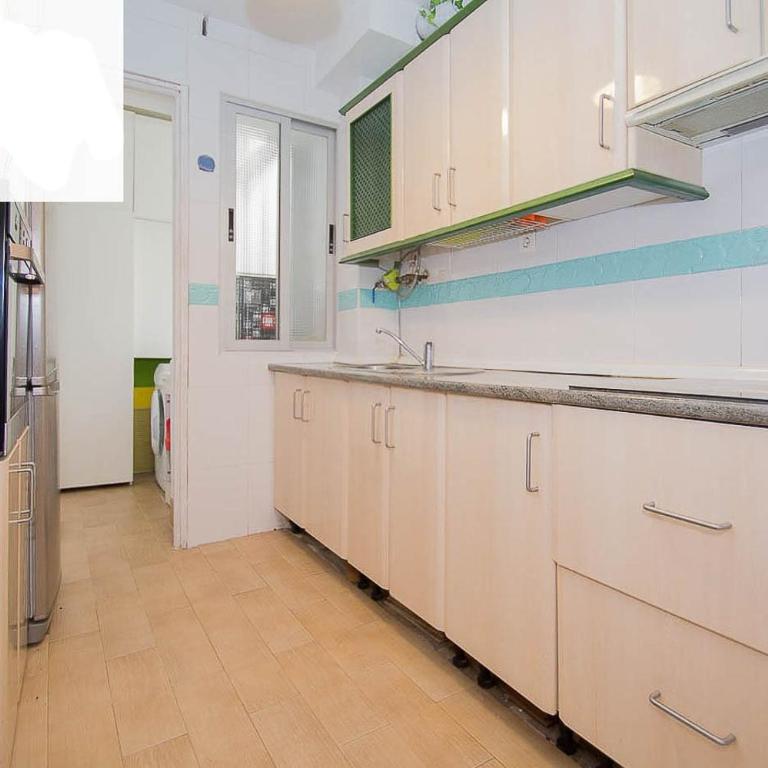 Piso moderno cerca del centro - Two-Bedroom Apartment - 6