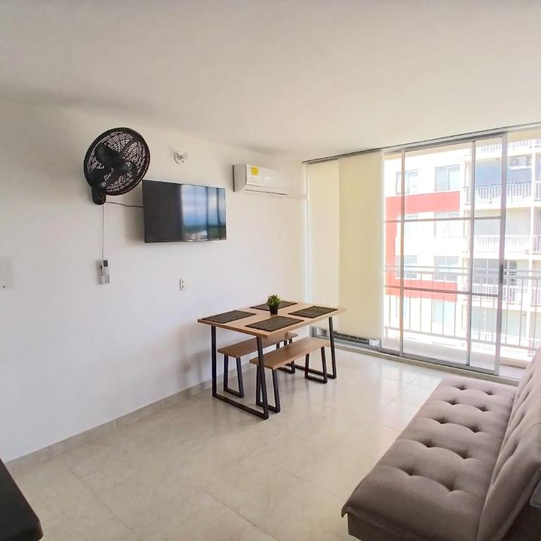 Five Homes tu refugio vacacional en Ricaurte Cundinamarca - Apartamento Deluxe de 2 dormitorios con balcón - 2