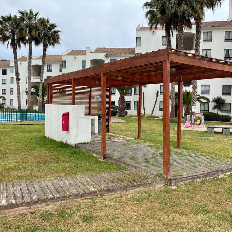 Departamento Borde Mar - Three-Bedroom Apartment - 10