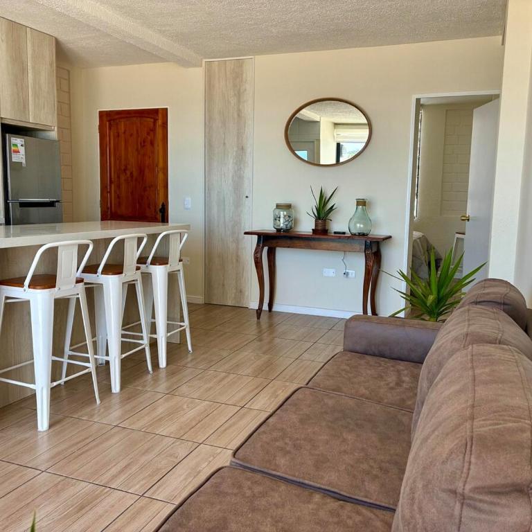 Departamento Borde Mar - Three-Bedroom Apartment - 14