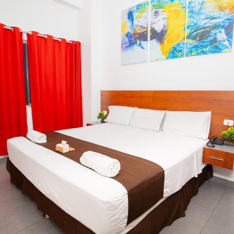 HOTEL SAN JUAN, Tarapoto - Habitación con cama extragrande. - 16