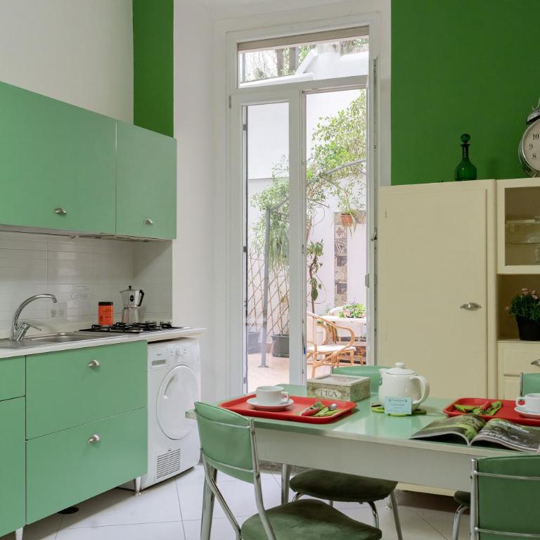 Petrucci Garden B&B - Three-Bedroom Apartment - 34