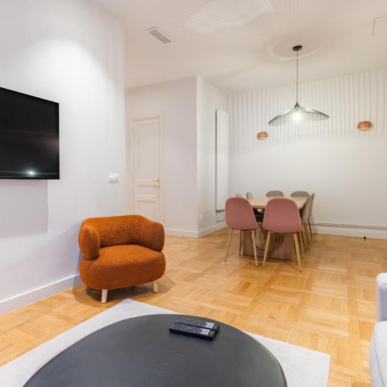 Charming - Air-conditioned and Terrace - Appartement 2 Chambres - 15