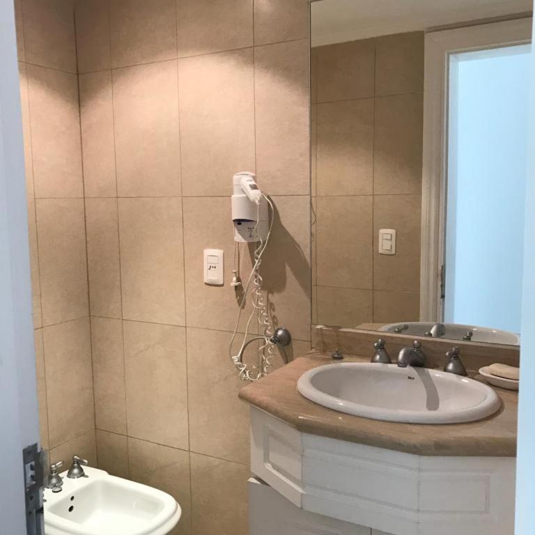 Puntal del Este Parada 7 Brava Vista Mar - Three-Bedroom Apartment - 16