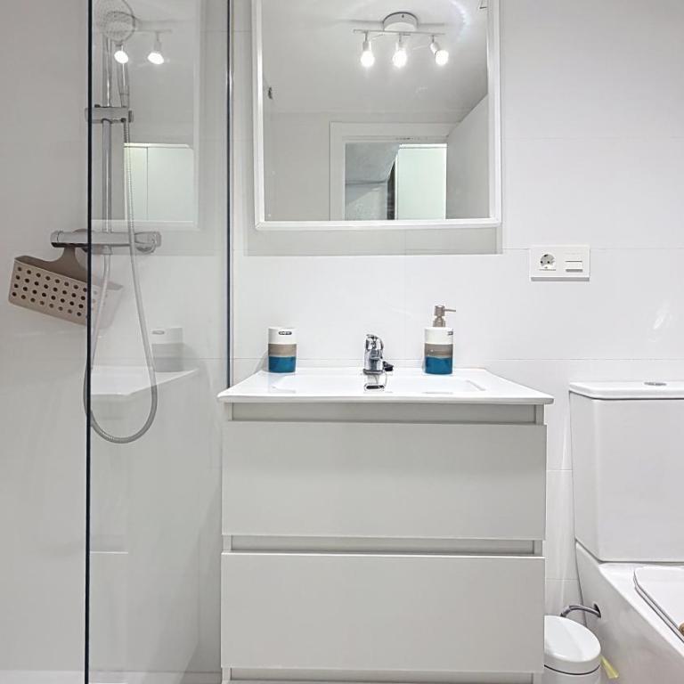 Estudio en Centro Nerja cerca de la Playa con piscina by South Costa - Apartamento de 1 dormitorio - 5