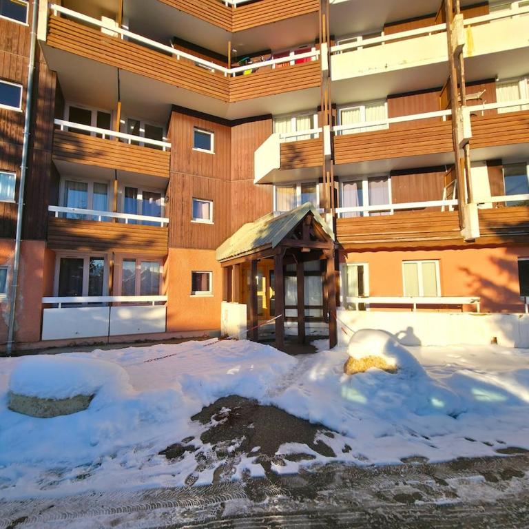 Charmant studio équipé et paisible - Garage privé - Appartement 1 Chambre - 26
