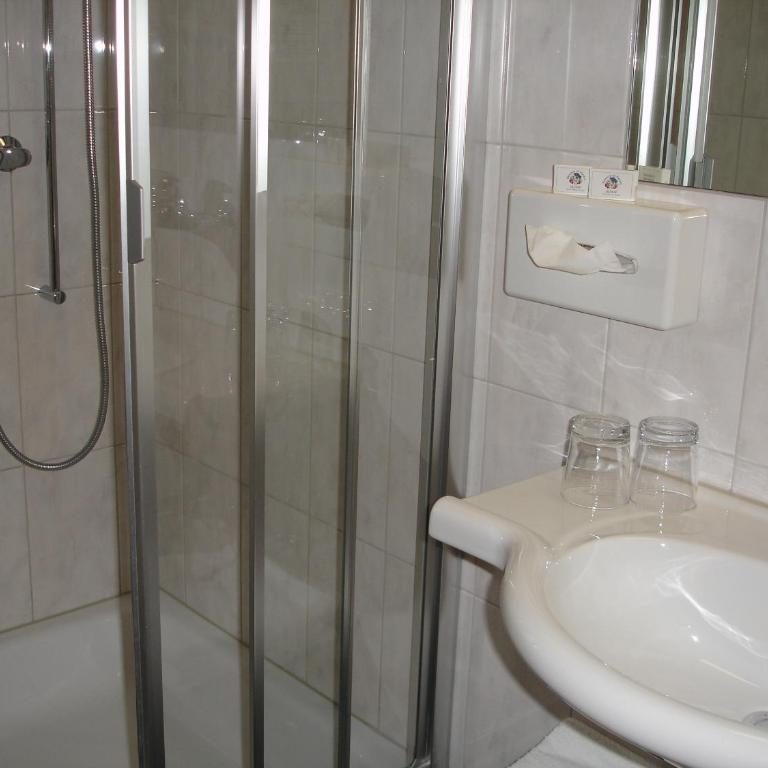 Hotel Garni Hostatt - Basic Doppelzimmer - 8