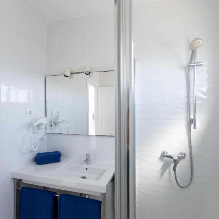 Apartamentos Orly Club Arena Dorada - One-Bedroom Apartment (3 Adults) - 11