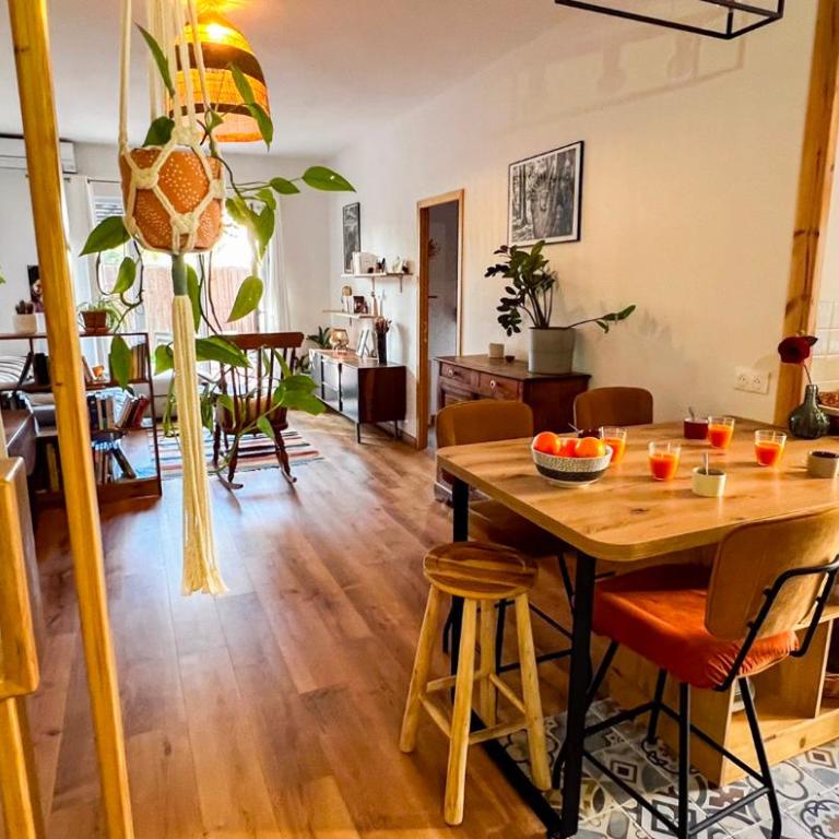 AC - Private parking - Near the ramparts - Appartamento con 2 Camere da Letto - 19