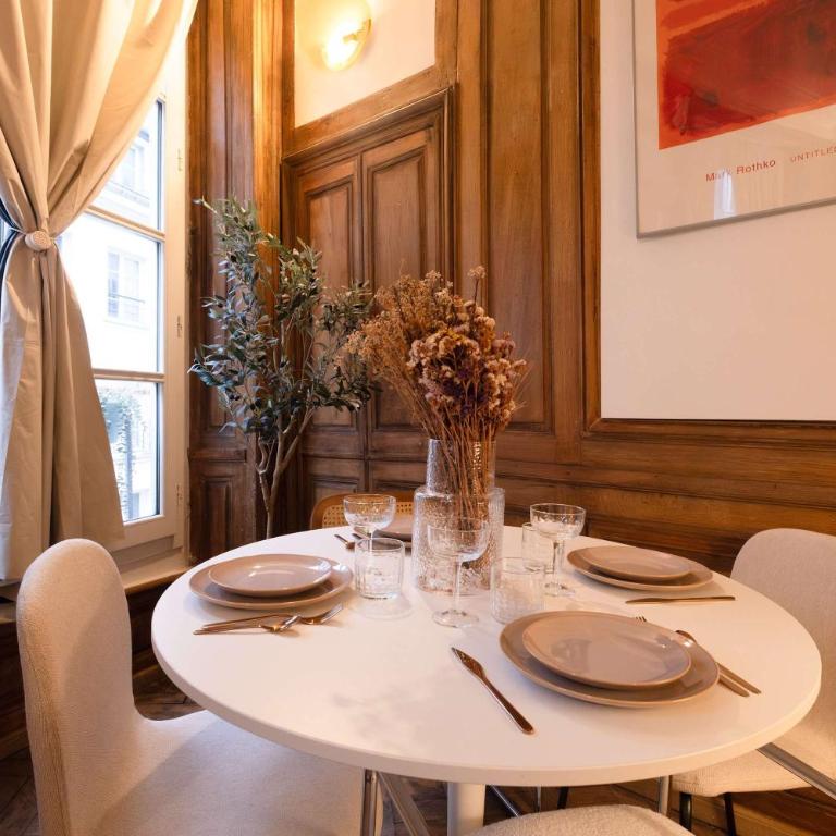 Charming Flat Louvres Opera - Appartement - 10