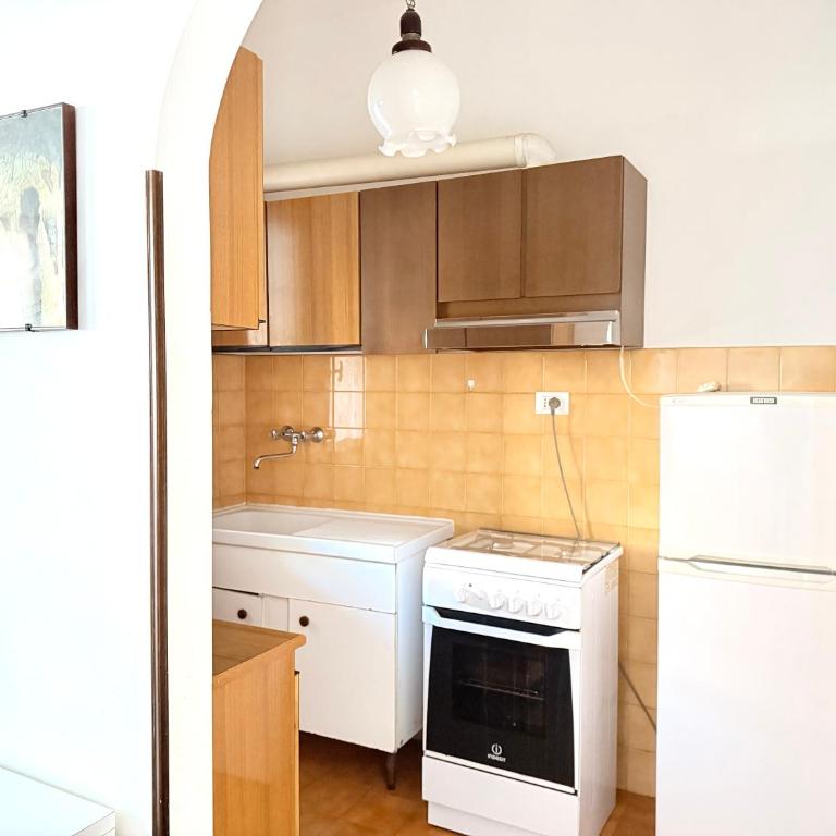 M144 - Marcelli, trilocale con giardino a 100mt dal mare - Appartamento con 2 Camere da Letto - 9