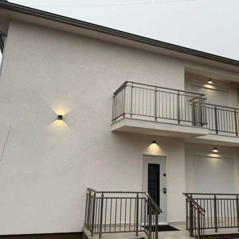 Phenix Apartments Lux Parking FREE - Deluxe Apartment mit 1 Schlafzimmer - 14
