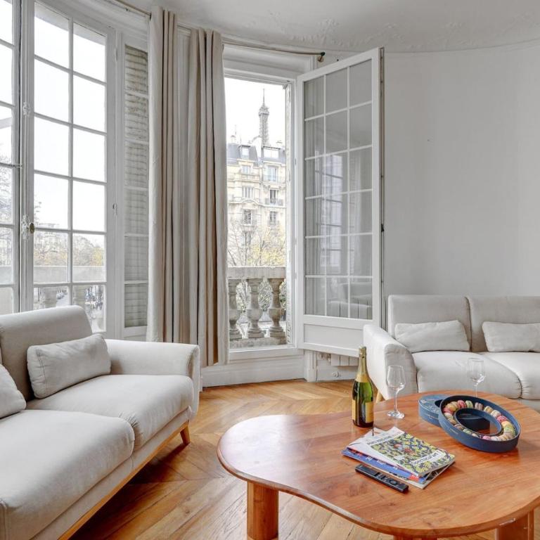 TBS 319 - Superb apartment with Eiffel Tower view - Appartement 2 Chambres - 2