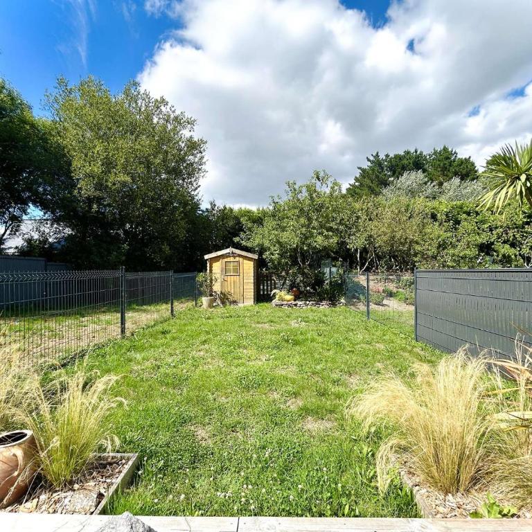 Maison 2 pièces - secteur calme et verdoyant - LA BAULE - LB900-008 - Maisonette - 20