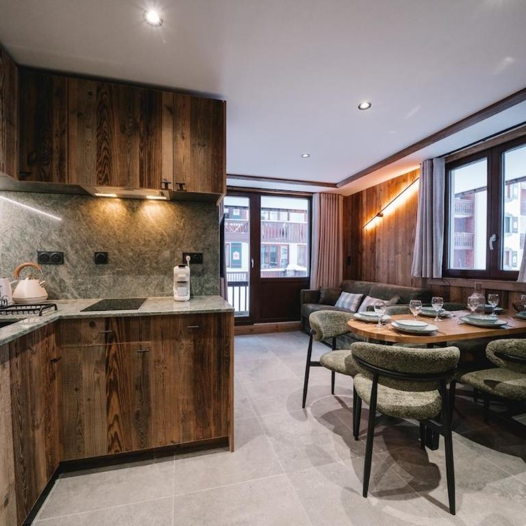 Appartement Eclipse by ExplorHome I 4 à 6 personnes I Skis aux pieds I Tignes, Val Claret - Appartement 2 Chambres - 8