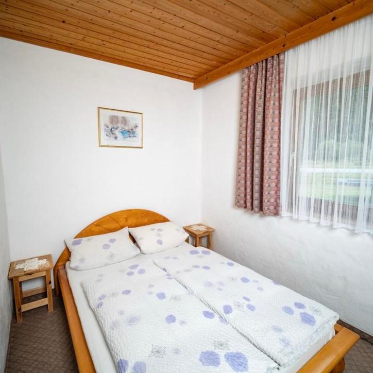 Apartmenthaus Donnerrose - Apartment mit 2 Schlafzimmern und Dusche - 2