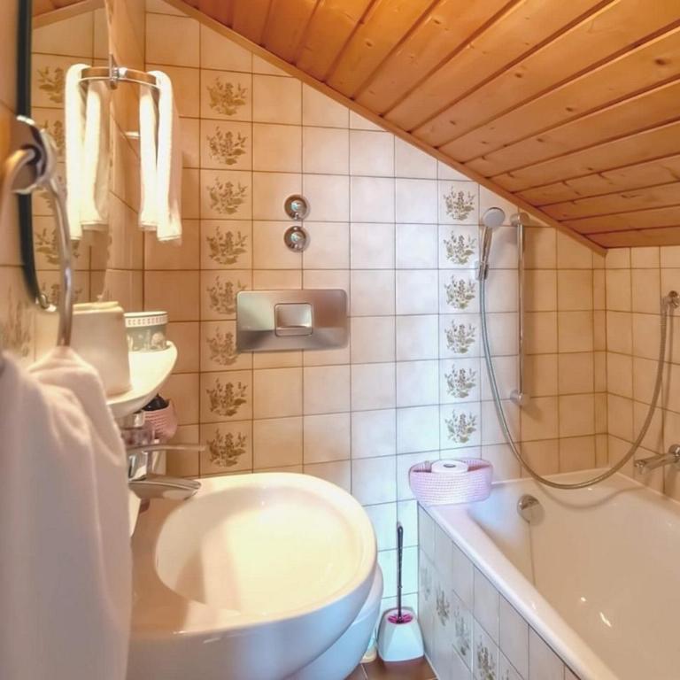 Ferienwohnung Alex im Haus Dorn-Röschen, Pfronten im Allgäu - Apartment - 13
