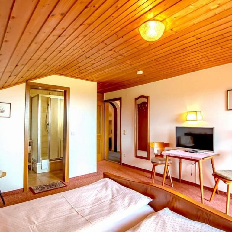 Ferienwohnung Alex im Haus Dorn-Röschen, Pfronten im Allgäu - Apartment - 15