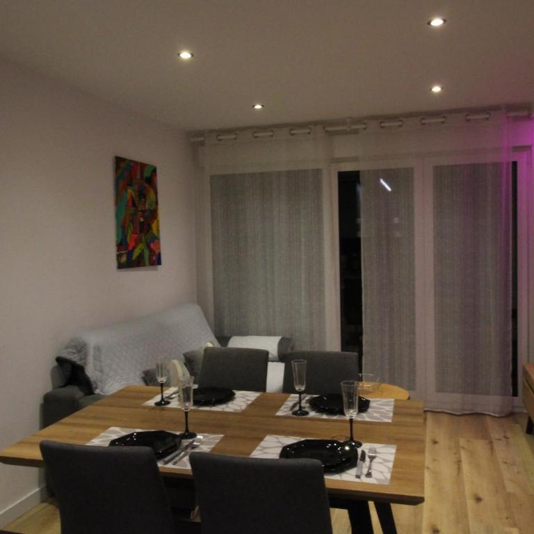 Apartamento Moderno a 5 min del Funicamp, 1-2 - Apartamento de 2 dormitorios - 24