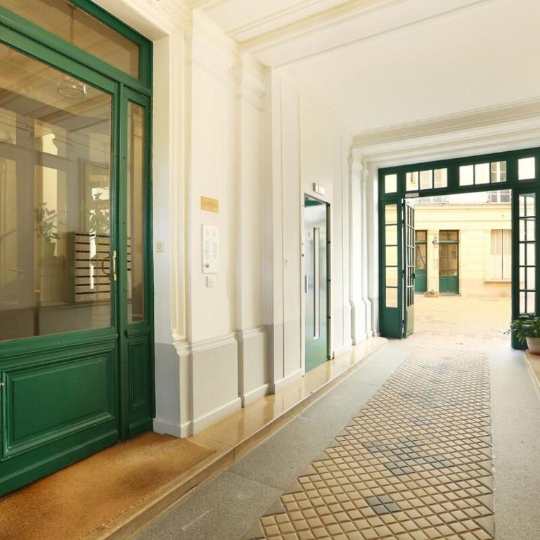 Apartment Champ de Mars - Tour Eiffel by Studio prestige - Appartement 2 Chambres - 25