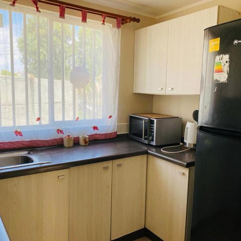Casa completa amplia terraza y estacionamiento - Three-Bedroom Townhouse - 8
