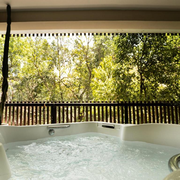Magical 2 Penthouses & Apartment with 2 Private Pools and Jacuzzi - Apartamento - 55
