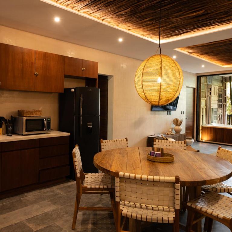 Magical 2 Penthouses & Apartment with 2 Private Pools and Jacuzzi - Apartamento - 73
