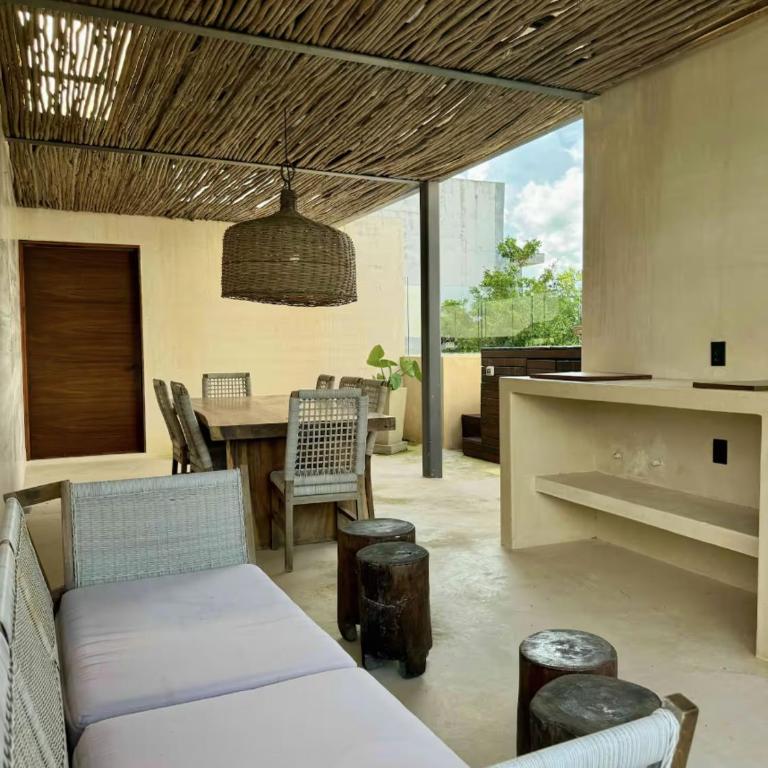 Magical 2 Penthouses & Apartment with 2 Private Pools and Jacuzzi - Apartamento - 97