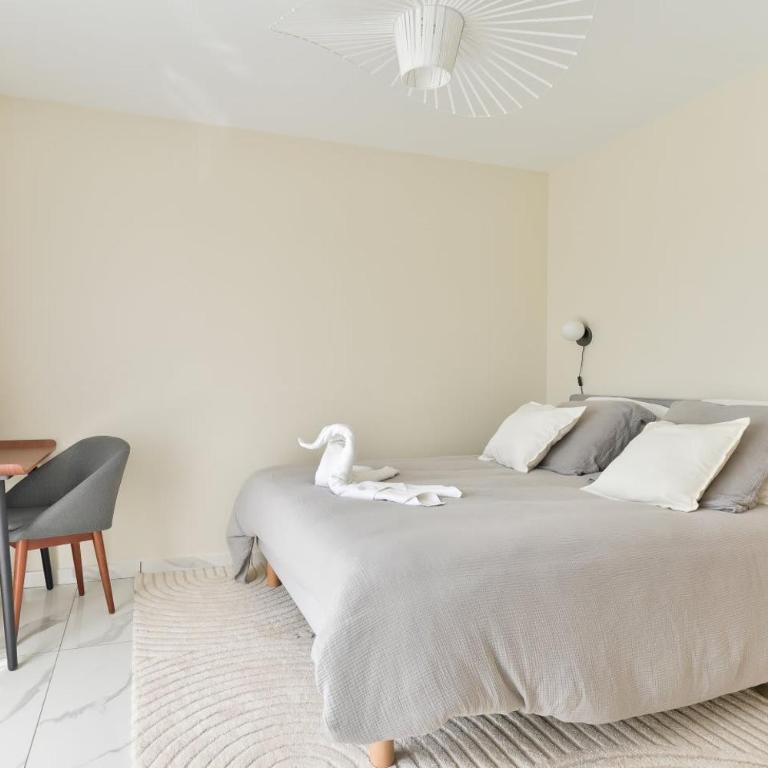 Maison Marly avec piscine privee a Serignan - Apartment - 6