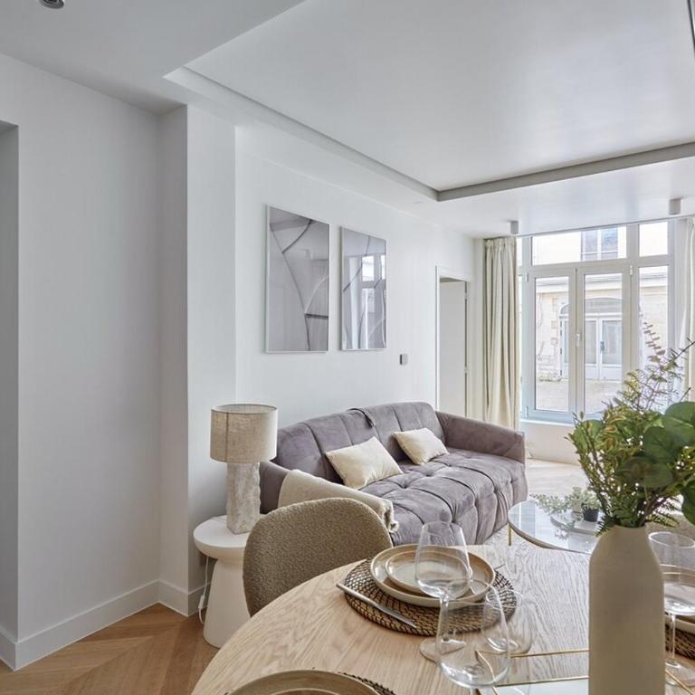 Apartment Centre de Paris by Studio prestige - Two-Bedroom Apartment - 8