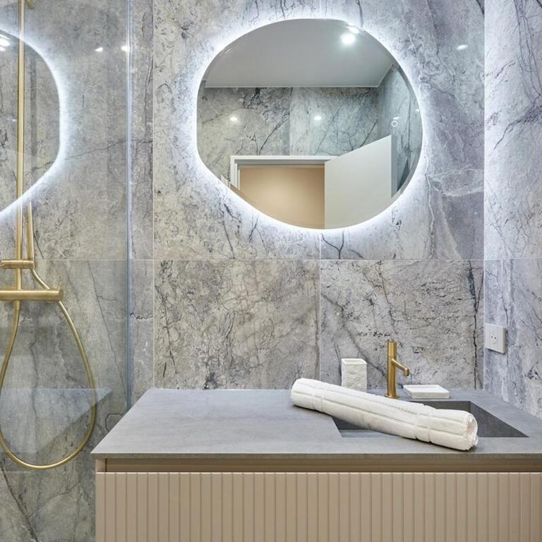 Apartment Centre de Paris by Studio prestige - Two-Bedroom Apartment - 15
