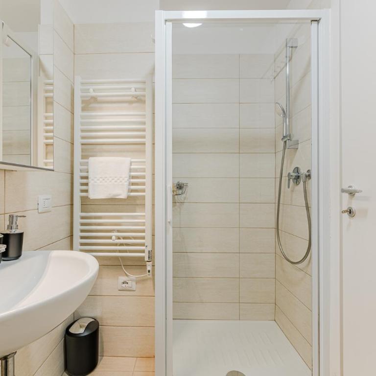 Casa Gardenia - Centro e Stazione - Appartamento con 1 Camera da Letto - 36