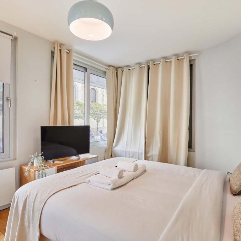 Studio Eiffel Tower by Studio prestige - Studio Standard - 13