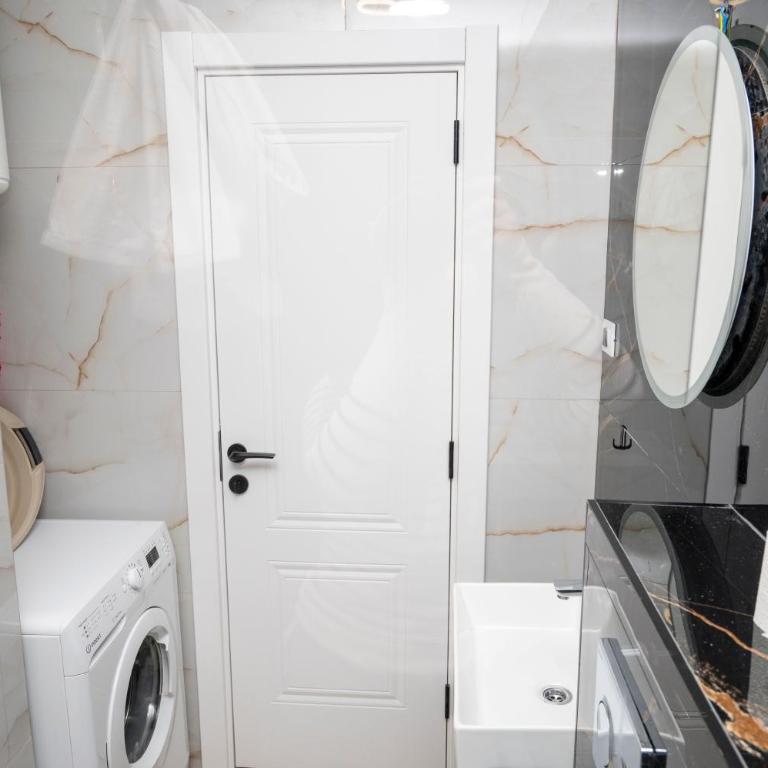 RiverBank Apartmani - Apartman sa Balkonom - 10