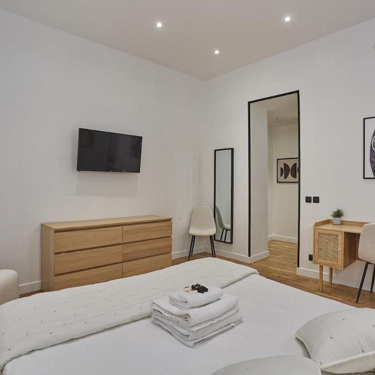 Apartment Center of Paris by Studio prestige - Appartement 3 Chambres - 17